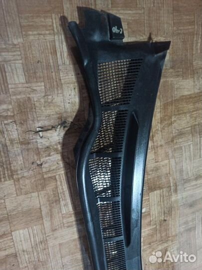 Жабо Toyota Camry