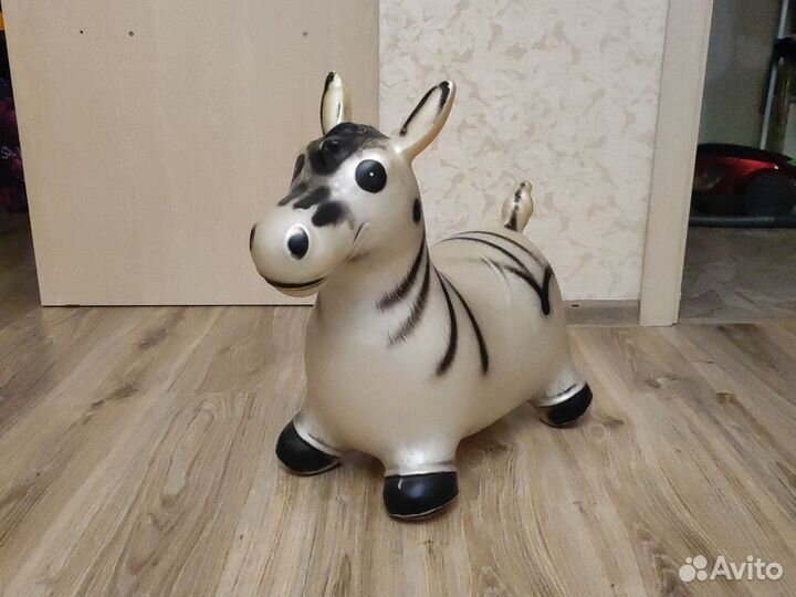 Прыгун ослик