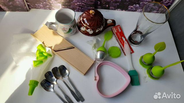 Кухонные принадлежности и посуда