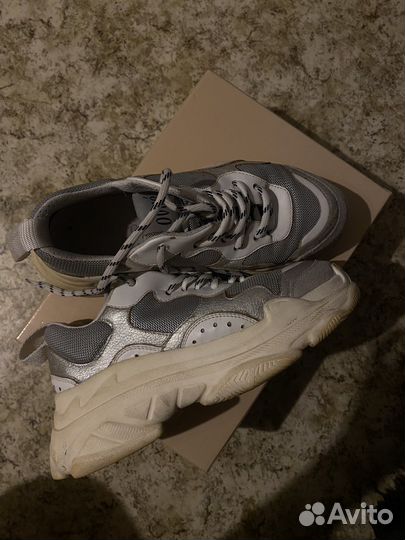 Кроссовки на платформе 37 ovye