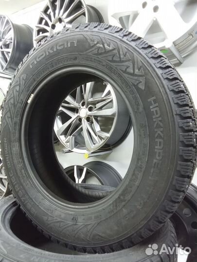 Nokian Tyres Hakkapeliitta C3 185/75 R16C 104R