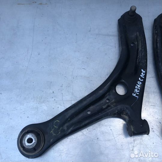Рычаг передний Ford Fiesta mk6