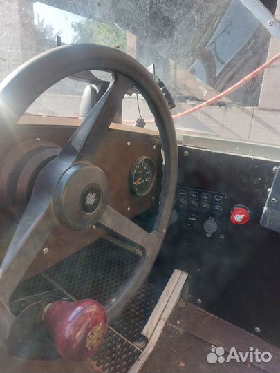 Моторная лодка