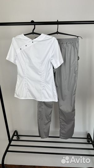 Медицинский костюм