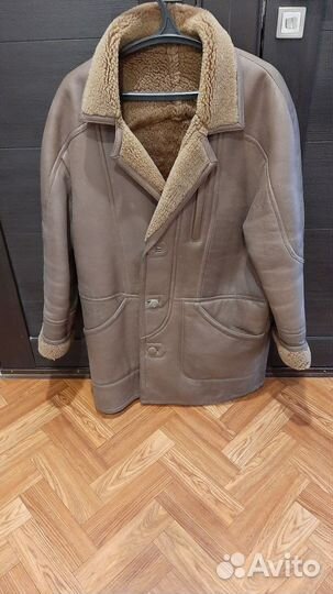 Дубленки натуральные мужские 50-52размер
