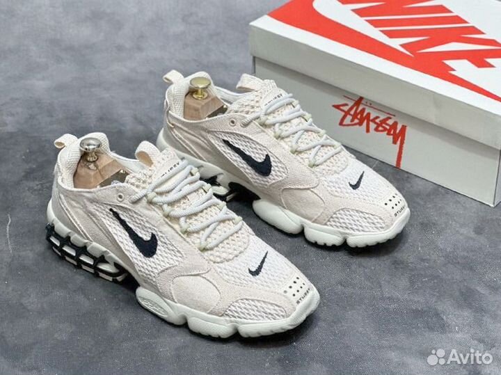 Кроссовки Nike Stussy