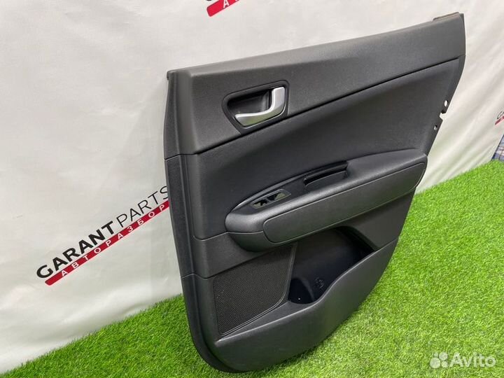 Обшивка боковой двери задняя правая Kia Optima JF