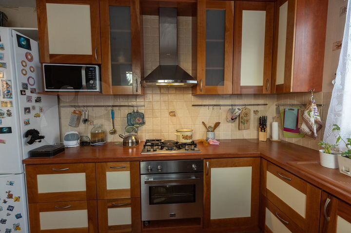 Дом 180 м² на участке 12 сот.