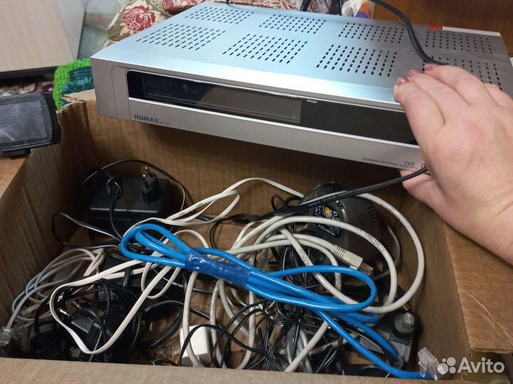 DBD. Всю коробку с проводами