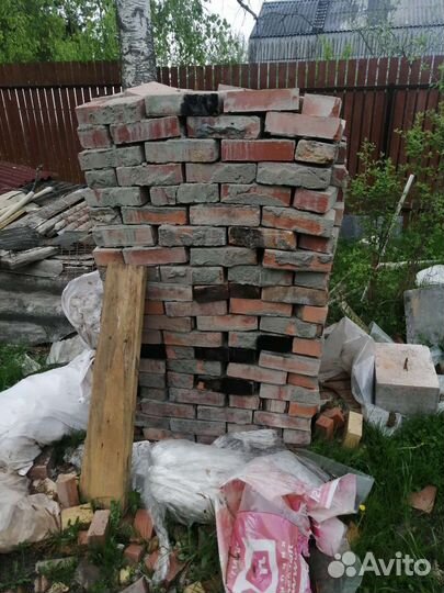 Кирпич бу