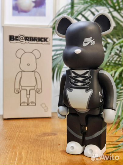 Мишка Bearbrick BlackNike