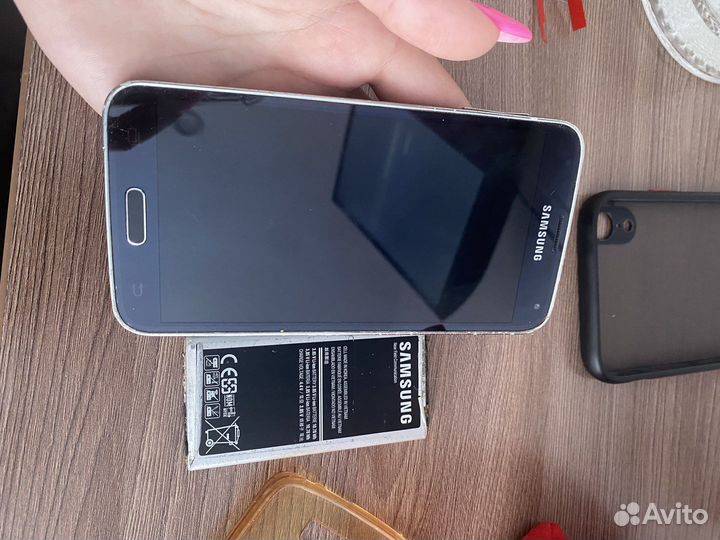 Телефон Samsung