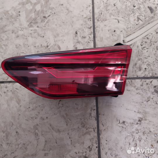 Фонарь крышки багажника правый volkswagen polo 21