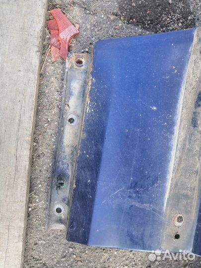 Крыло переднее левое бмв Е32 чуть под рехтовку