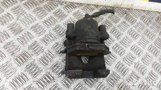 Суппорт тормозной передний левый volkswagen golf 5