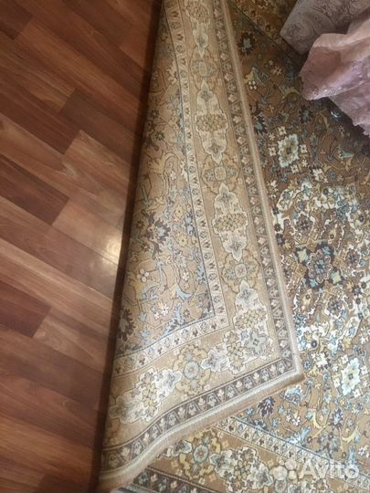 Ковер шерстяной