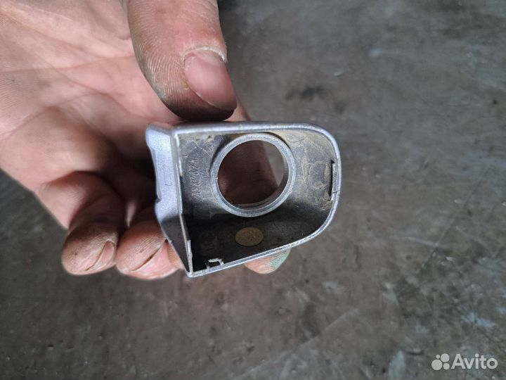 Накладка ручки передний левый Porsche Cayenne