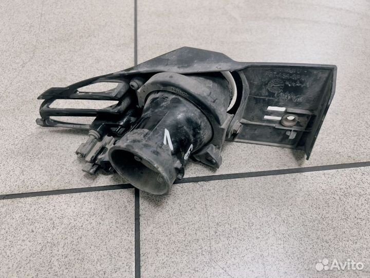 Фара противотуманная левая BMW 7 E65/E66