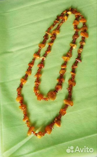 Бусы янтарь гранат опал аметист коралл