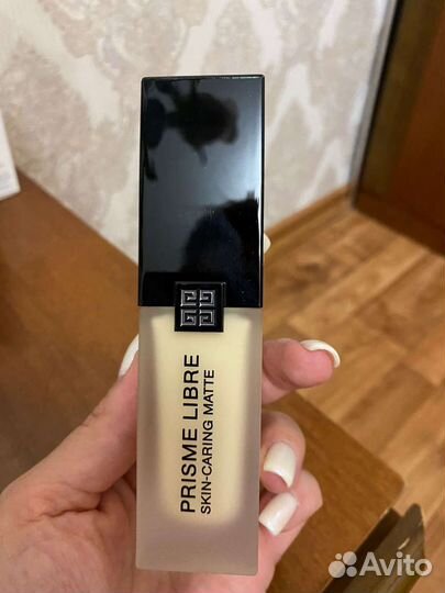 Тональный крем givenchy