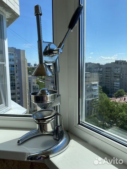 Соковыжималка для цитрусовых ручная пресс Gipfel