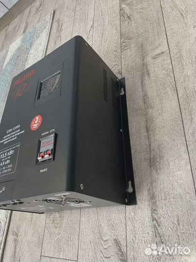 Продам стабилизатор Ресанта спн-13 500 кВт
