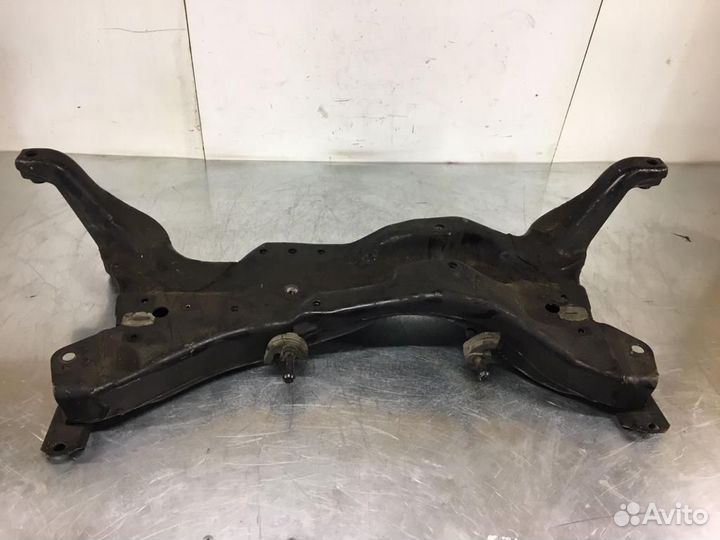 Подрамник lancer 9 outlander (1 поколение)