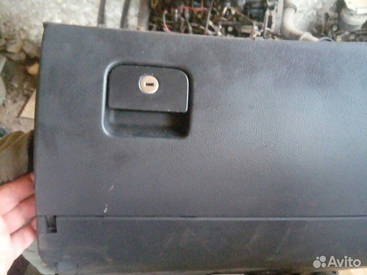 Бардачёк А6 С5