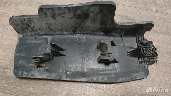 Пыльник левый Audi A5 Coupe F5 cyrc 2016