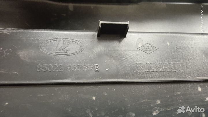 Бампер задний Renault Sandero Stepway 2 оригинал