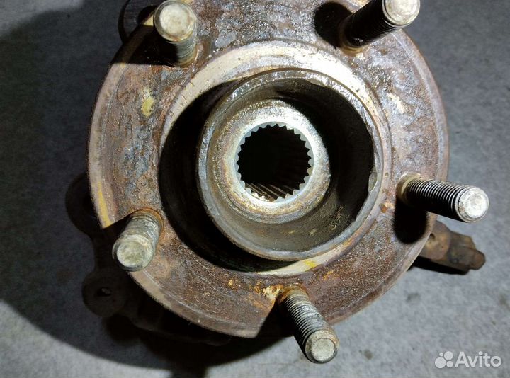 Поворотный кулак ford focus 3