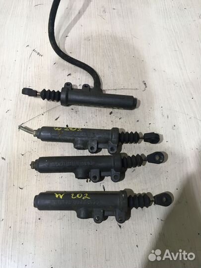 Цилиндр сцепления главный Mercedes W202