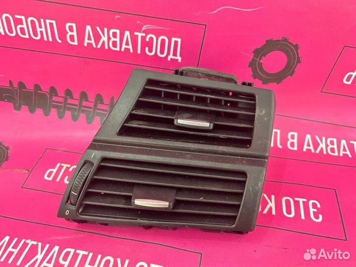 Дефлектор воздушный левый BMW X5 E70 (2006—2010)