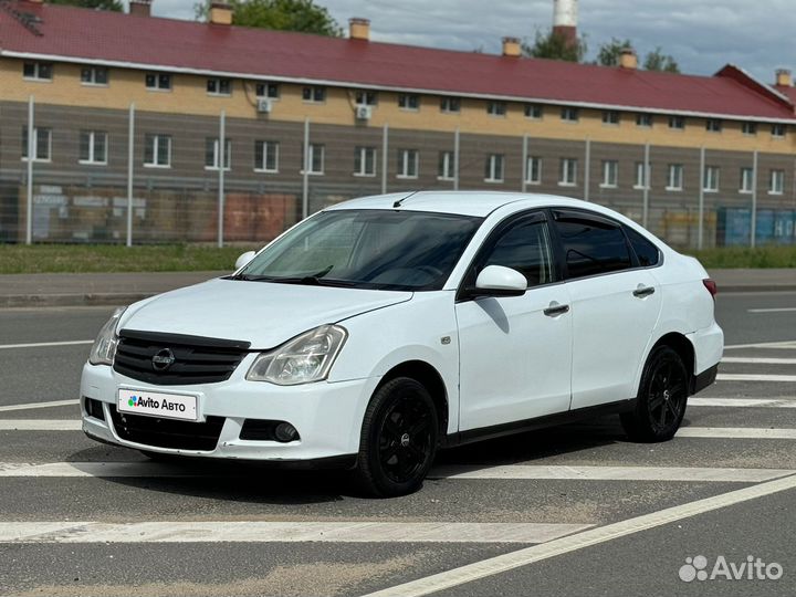 Nissan Almera 1.6 AT, 2015, 300 000 км