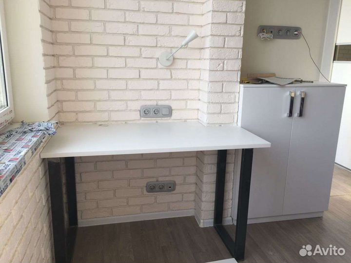 Стол в стиле лофт