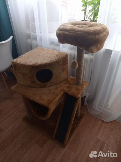 Домик для кошки с когтеточкой