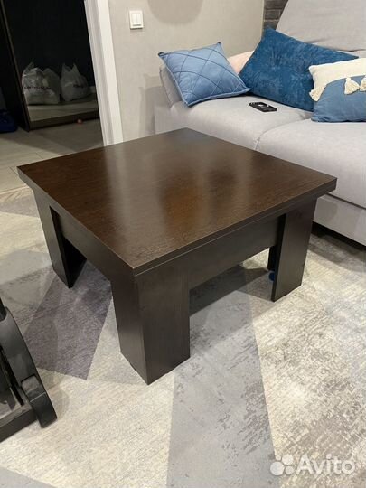 Журнальный стол