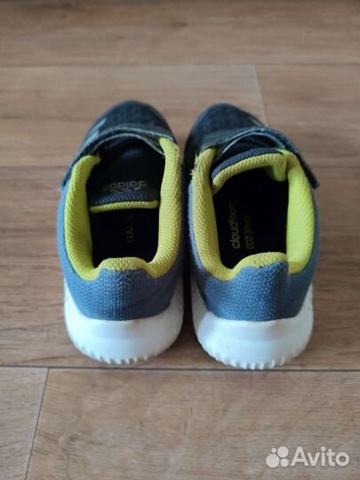 Кроссовки adidas 29 р