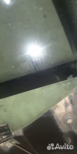 Стекла audi 80