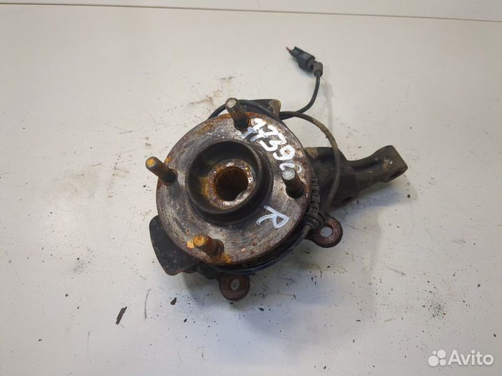 Ступица (кулак, цапфа) Nissan NV200, 2012