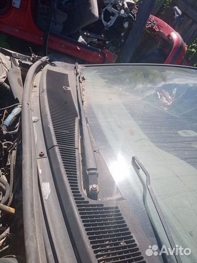 Поводок дворников передний ford mondeo 1