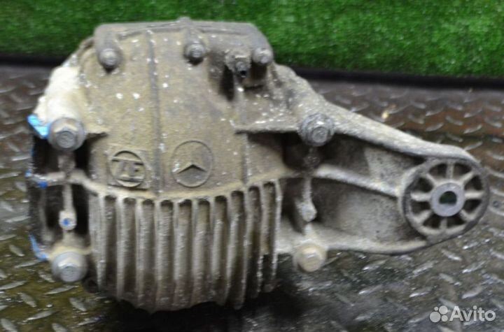 Редуктор задний Mercedes-Benz ML 300 CDI 4matic W1