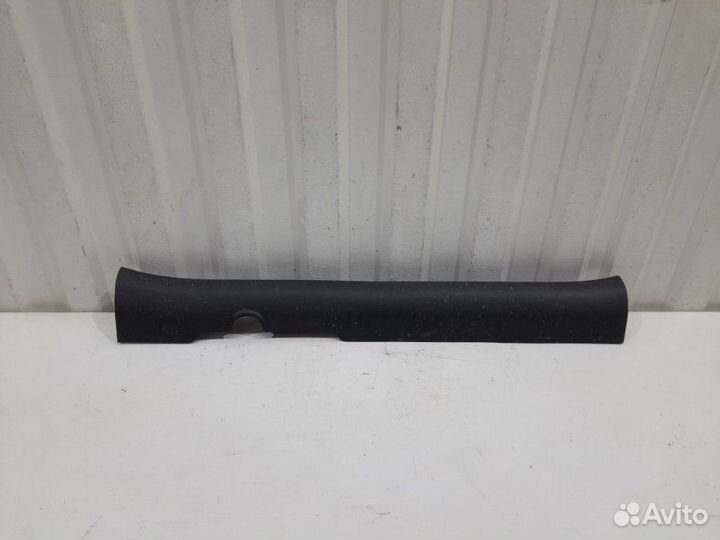 Накладка порога (внутренняя) передняя левая Kia