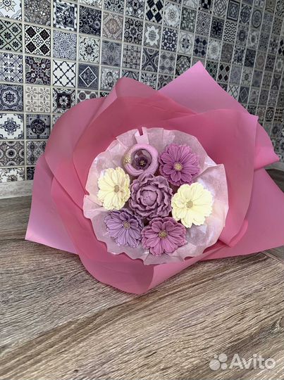 Сладкий подарок девушке