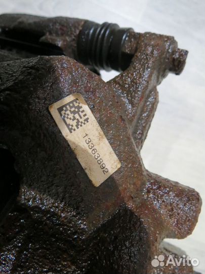 Суппорт передний Chevrolet Cruze