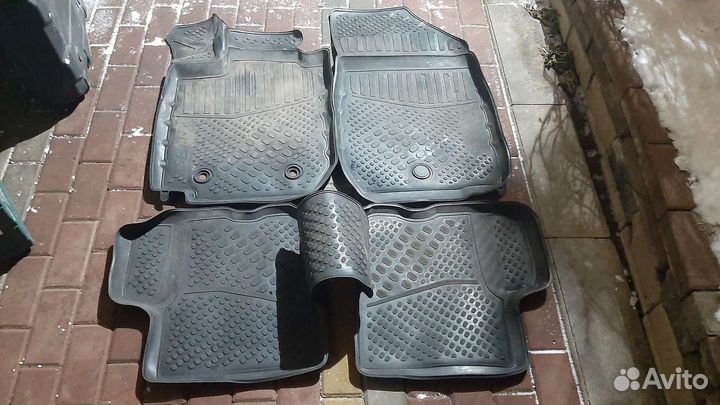 Коврики заводские. Ларгус