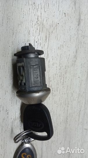 Личинка замка зажигания Ford Оriоn 3/Еsсоrt