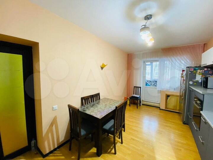 4-к. квартира, 125 м², 2/6 эт.