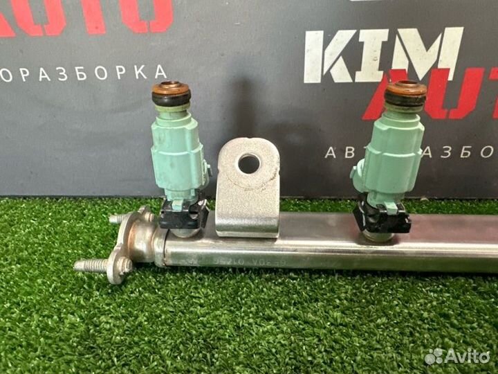 Топливная рейка с форсунками Hyundai Solaris 1 RB