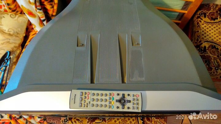 Телевизор panasonic TX-21FJ20T рабочий с пультом